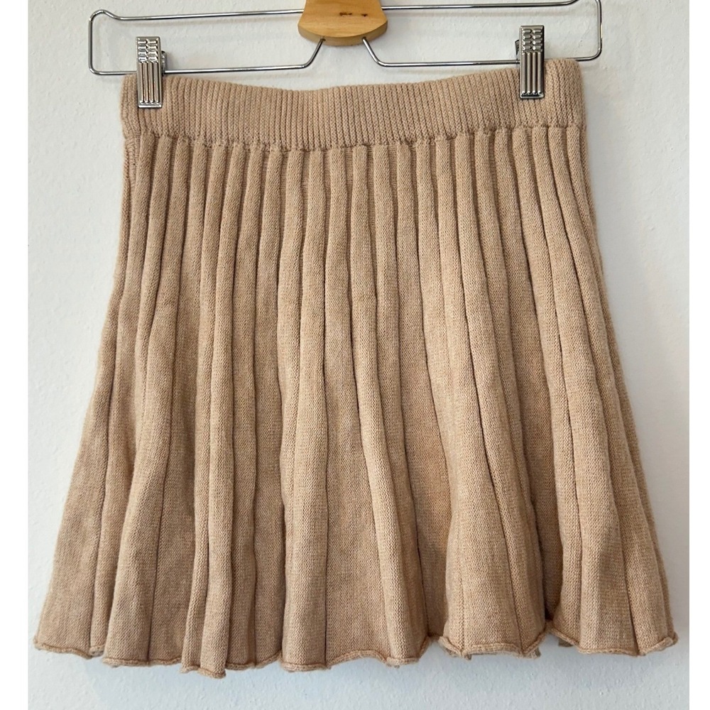 Tan Ribbed Knit Pleated Mini Skirt Elastic Waist Camel Viscose Blend Size S
